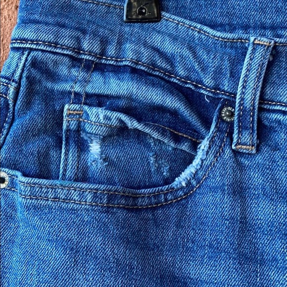 Extra High-Rise Loose Relaxed Distressed Jean - Picture 6 of 16